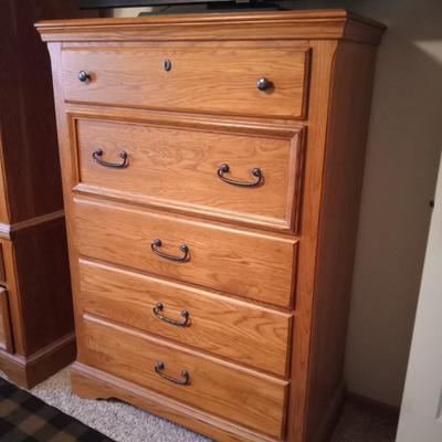 SOLID OAK 5 DRAWER CHEST OF DRAWERS