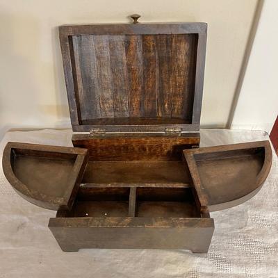 Lot 184 Hand Carved Jewelry Box Wing Trays Open to Side
