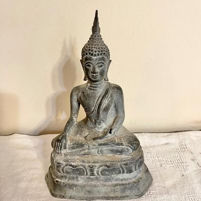 Lot 189 Metal Statue Buddha Seated 10" tall