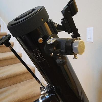 Bushnell 78-7696 76mm Reflector Telescope