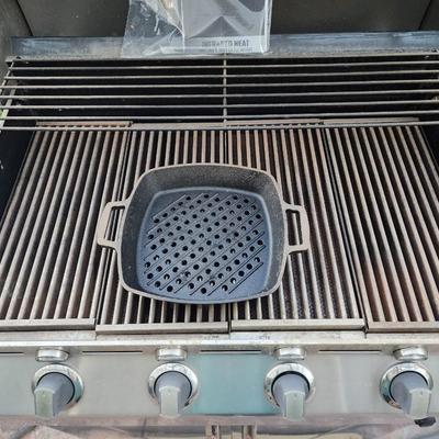 Char Broil Quantum Commercial Infrared 5 burner Propane Grill