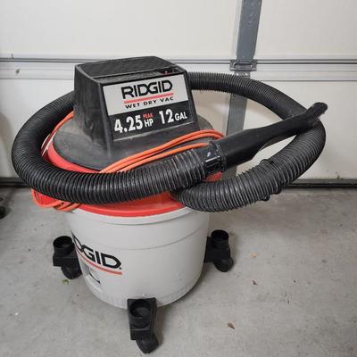 Rigid 4.25 peak Hp 12 Gallon wet dry vac