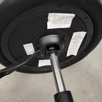 Winplus hydraulic adjustable bar or workbench stool