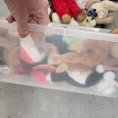 Mystery Box of Beanie Babies - at least 30. Several Bears