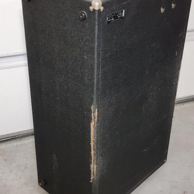 Sunn 610S Guitar Stack - six 10" speakers - untested