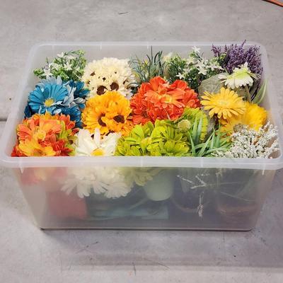 Tub of 21 bright silk florals