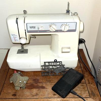 Lot 213 Brother VX-1120 Free Arm Sewing Machine W/Manuel foot pedal