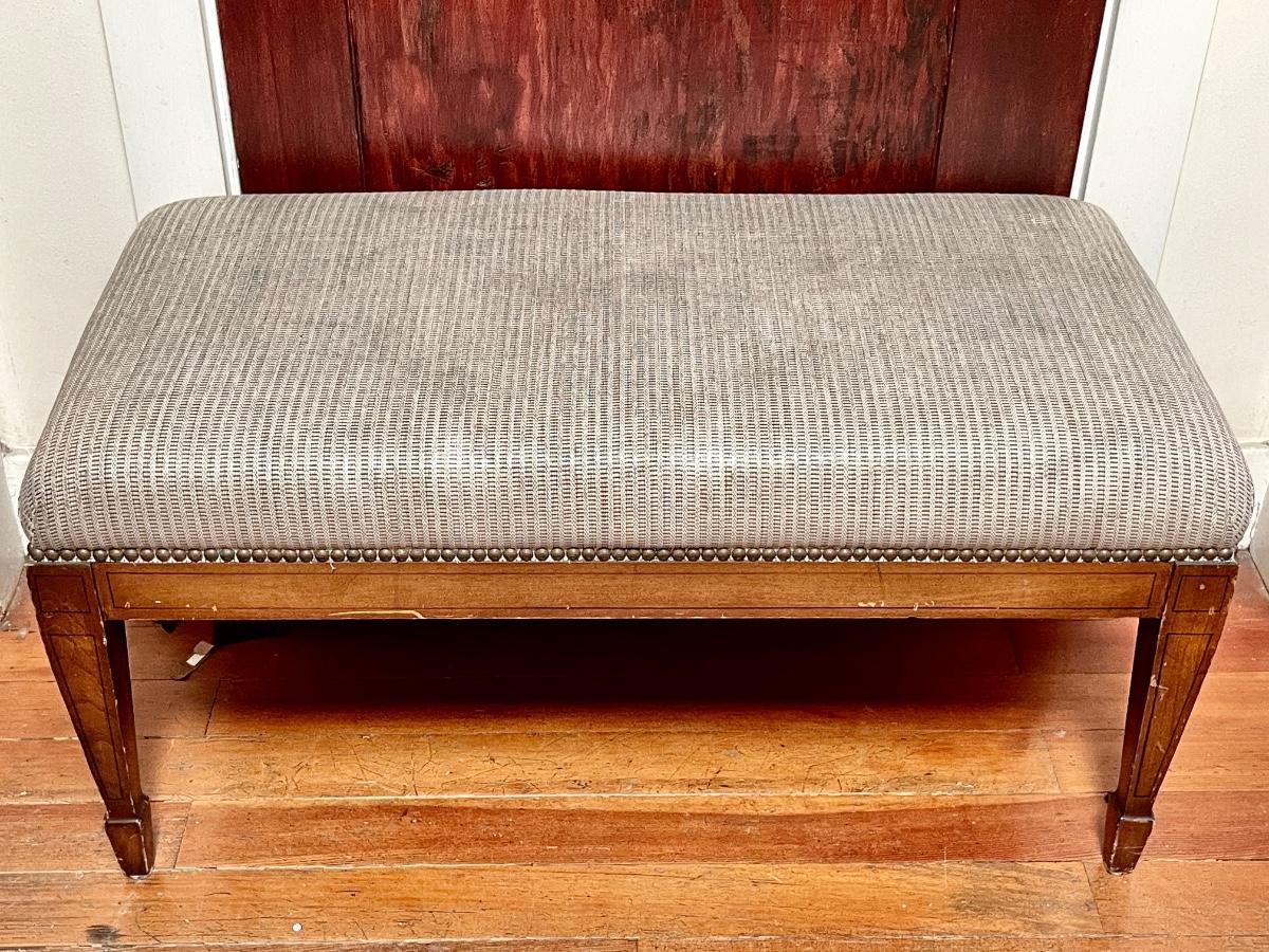 Lot 222 Upholstered Bench / Ottoman Coffee Table 35x18x16