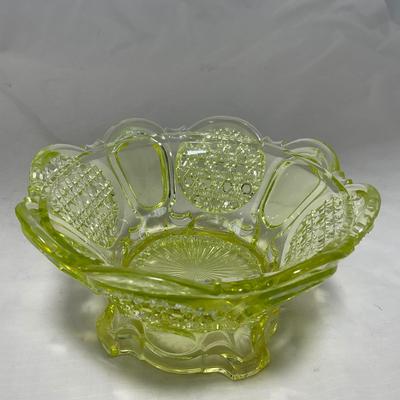 -52- Yellow Vaseline | Uranium Glass | Covered Butter Dish