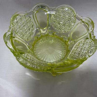 -52- Yellow Vaseline | Uranium Glass | Covered Butter Dish