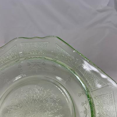 -54- Green Depression Glass | Uranium | Covered Butter Dishh