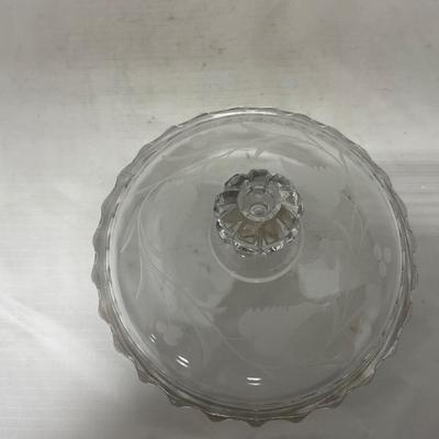 -87- Extra Large Clear Glass | Frosted Flower Detail | Covered Butter Dish