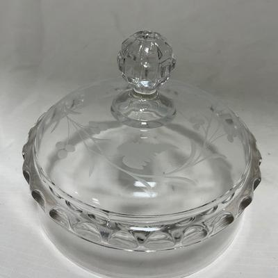 -87- Extra Large Clear Glass | Frosted Flower Detail | Covered Butter Dish
