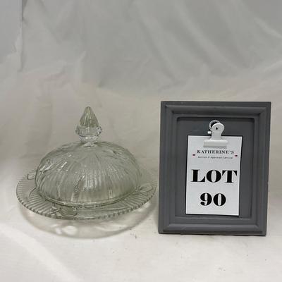 -90- Clear Glass | Flower Details | Covered Butter Dish