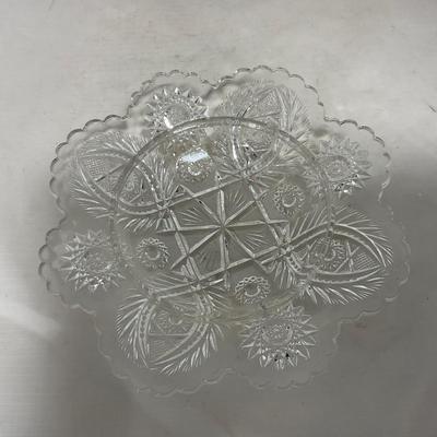 -114- Medium Sized | Clear Glass | Covered Butter Dish