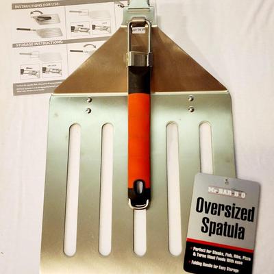 Lot of 8 grill tools for barbecue - giant pizza spatula