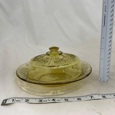 -152- Dark Yellow | Detailed | Covered Butter Dish