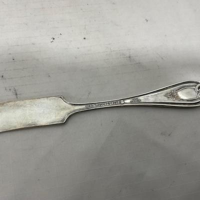 -153- Metal with Designed Rim | Butter Insert | Serving Knife | Covered Butter Dish