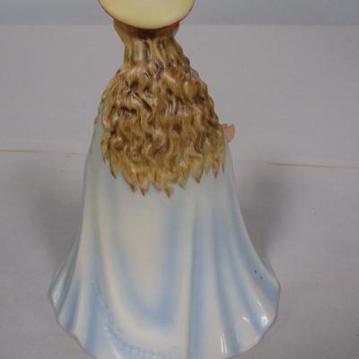 Hummel Figurine Virgin Mary