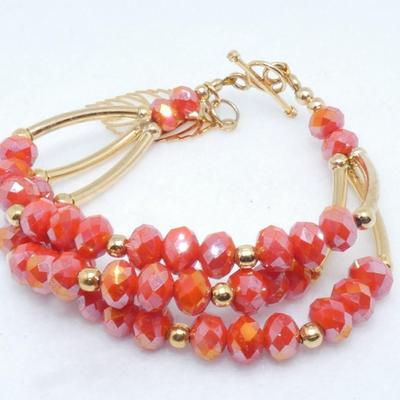 Pretty Gold Tone Orange Glass Beaded Bracelet
