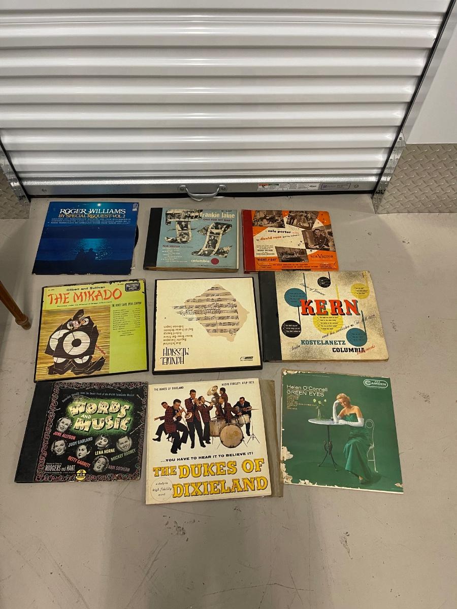 Lot 2 of 9 vintage albums