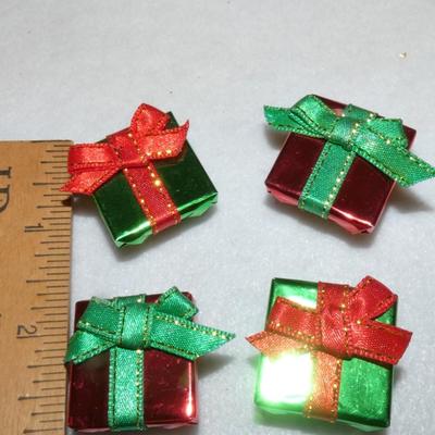 Christmas Present  Button Covers (4)