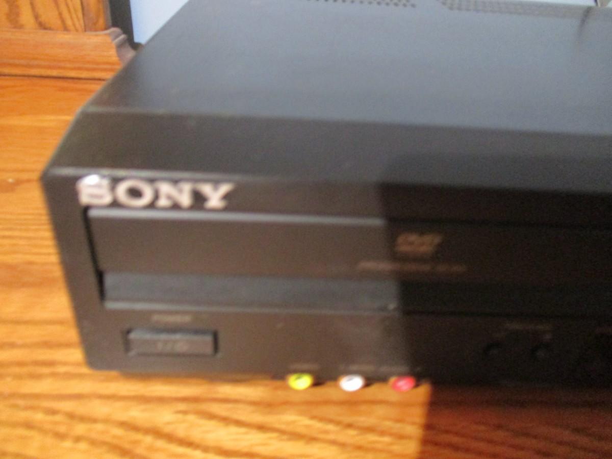 Sony DVD Player/Video Cassette Recorder SLVD380P G