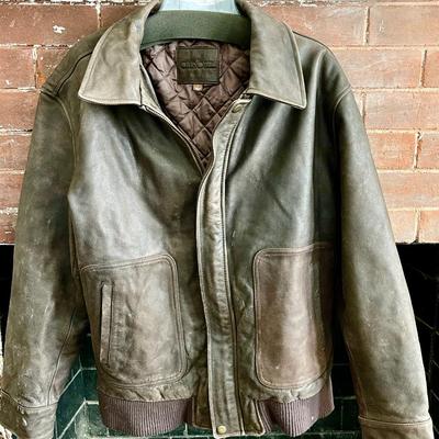 Lot 238 Cherokee Mens Leather Bomber Jacket Size Large Quilted Liner
