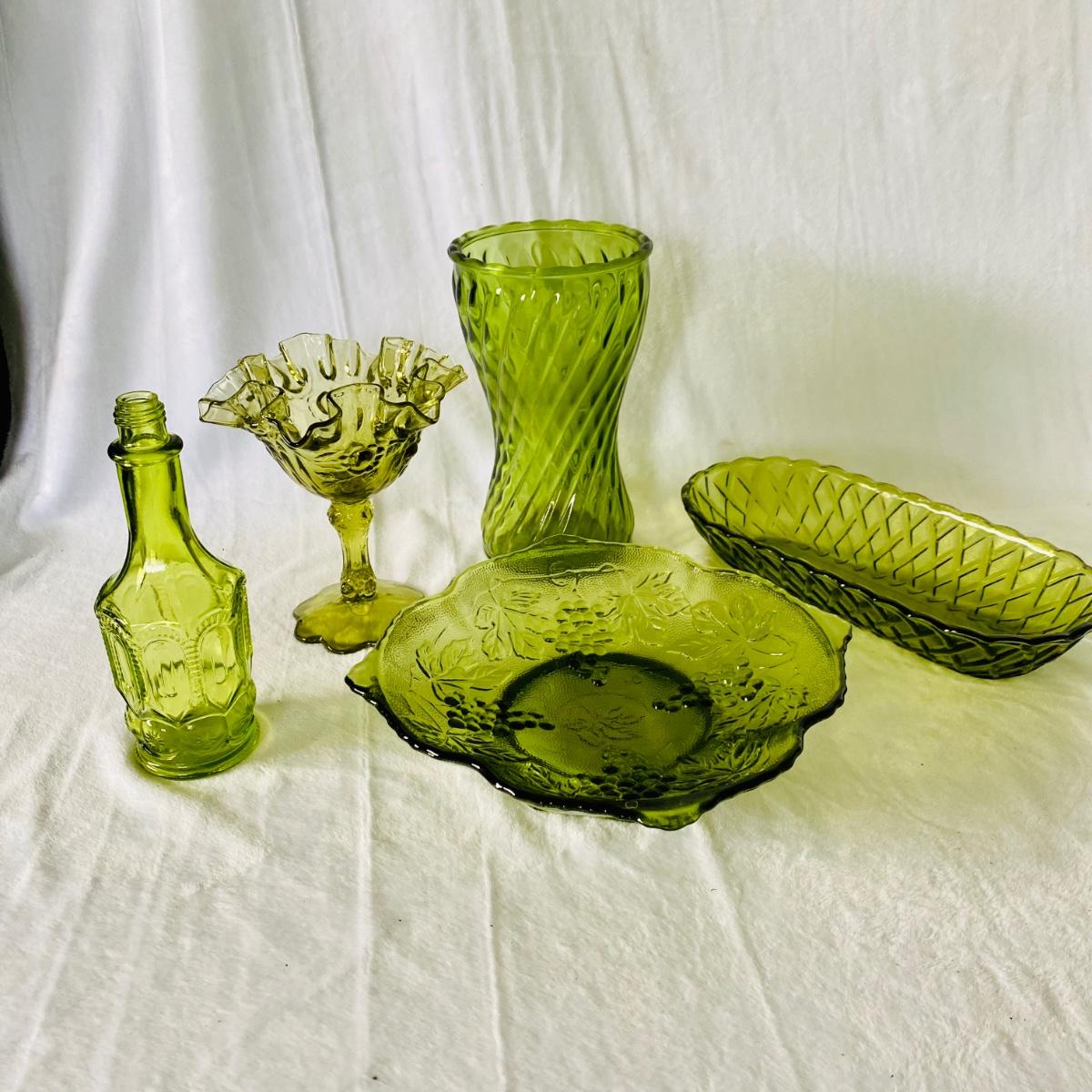 Collection of Green Glass (BR1-SL) | EstateSales.org