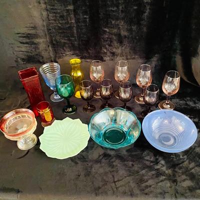 Assortment of Colored Glass (DR-SL)