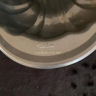 Assorted Bakeware (DR-SL)