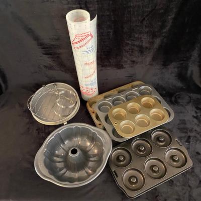 Assorted Bakeware (DR-SL)