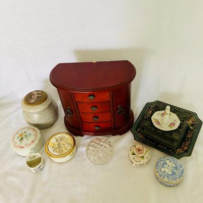 Collection of Jewelry and Trinket Boxes (LR-SL)
