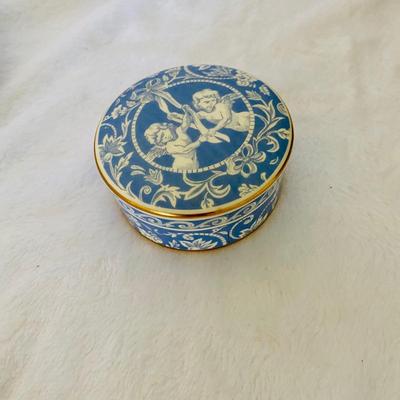 Collection of Jewelry and Trinket Boxes (LR-SL)