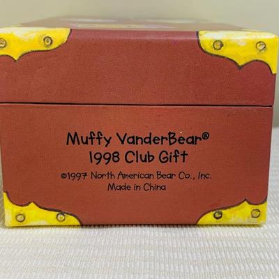 LOT 17R: Muffy Vanderbear Teddybear with Extras