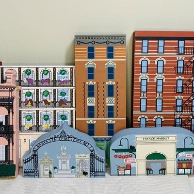 LOT 22R: New Orleans.  Joline Cat's Meow Collectibles