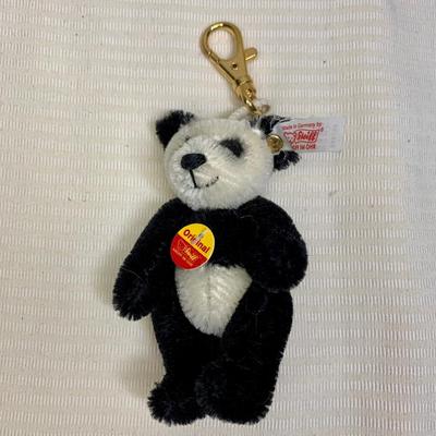 LOT 57R: Steiff Little Foo Key Ring Panda Bear
