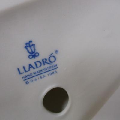 Lladro Collectors Society