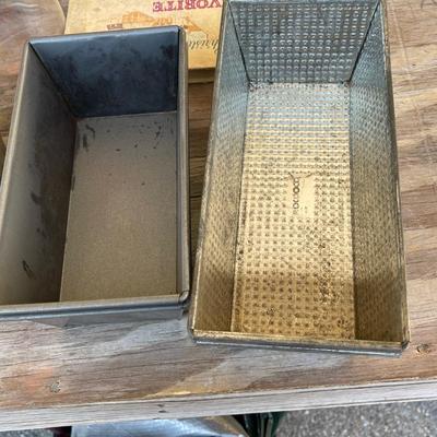 Lot of 8 Commercial Bread Pans
