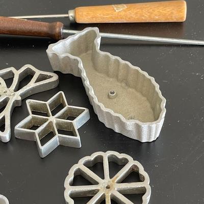 Vintage Hirco Commercial Cast Aluminum Rosettes and Timbale Set