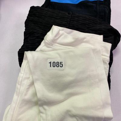 4 small Ladies pants