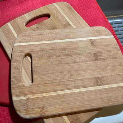 S/P Shakers Napkin Holder and cutting Boards