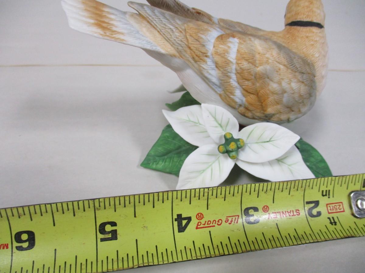 Lenox Turtle Dove Bird | EstateSales.org