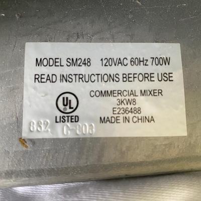 Cooks Mixing Bowl and Three Mixers  (FR-EJ)