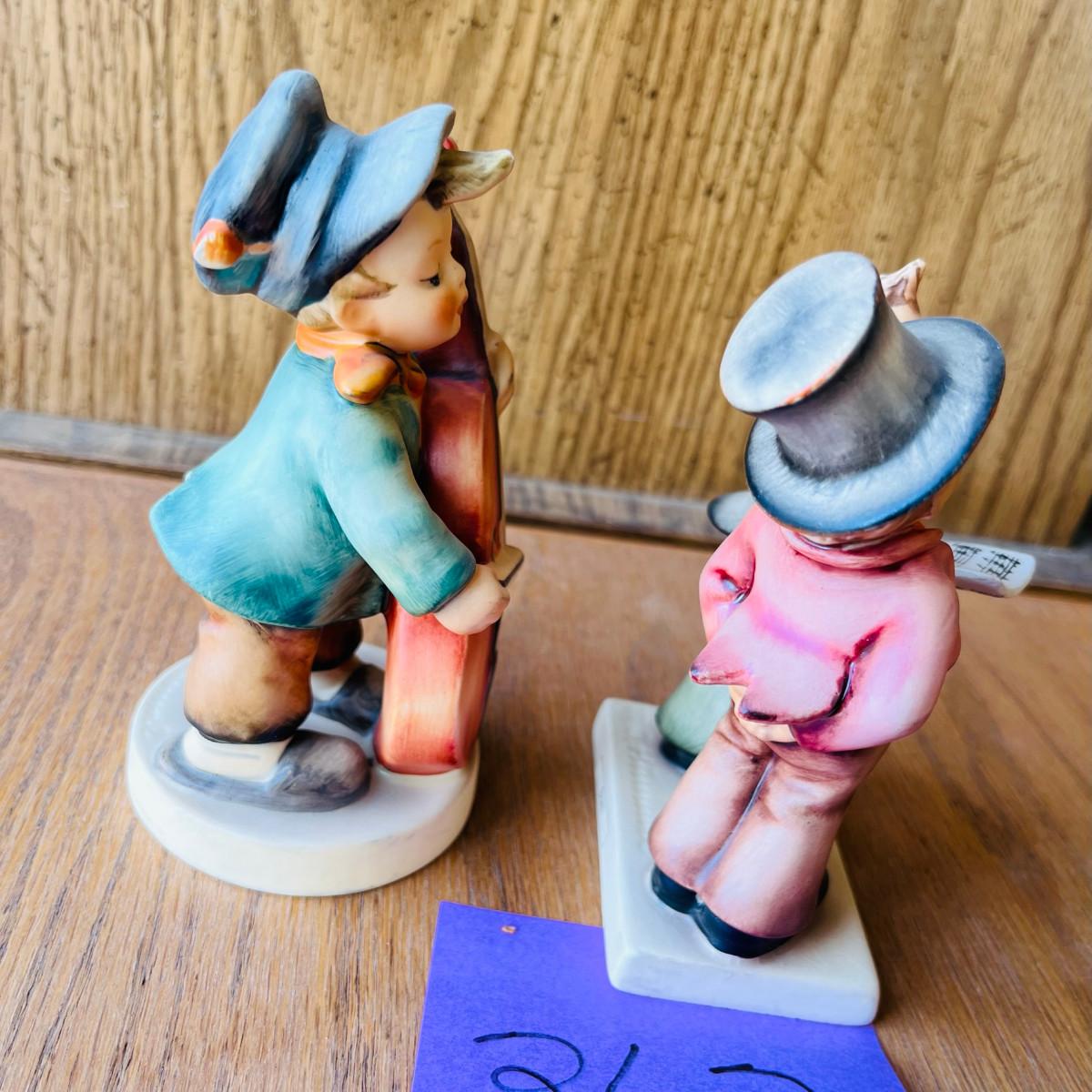 Lot of 2 Hummels Musicians