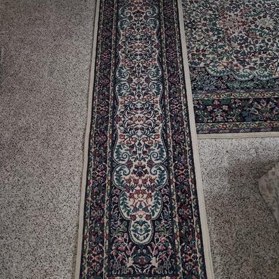 Big floor rug and matching runner