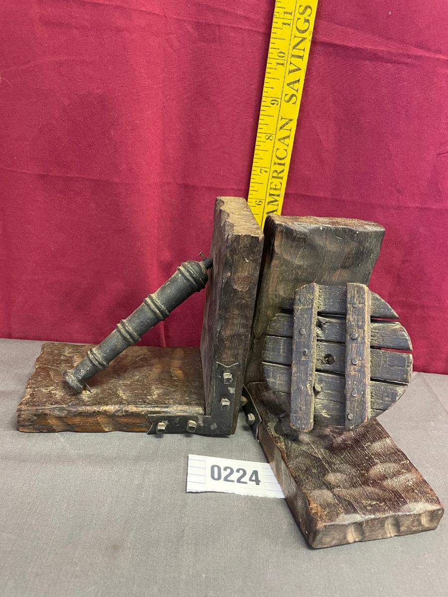 Vintage pirate bookends