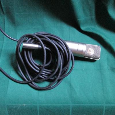 M-Audio 200F Microphone and Cord