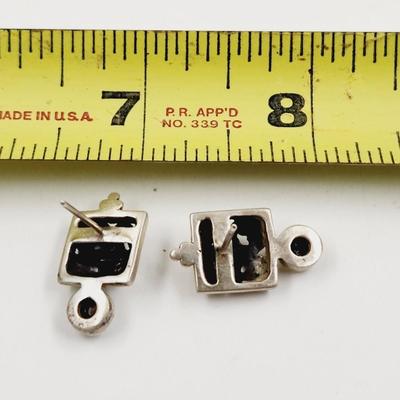 925 SILVER SQUARE WHITE STONE EARRINGS