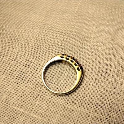Mesmerizing Vintage 14 kyg Blue Sapphire Ring Sz. 6.50